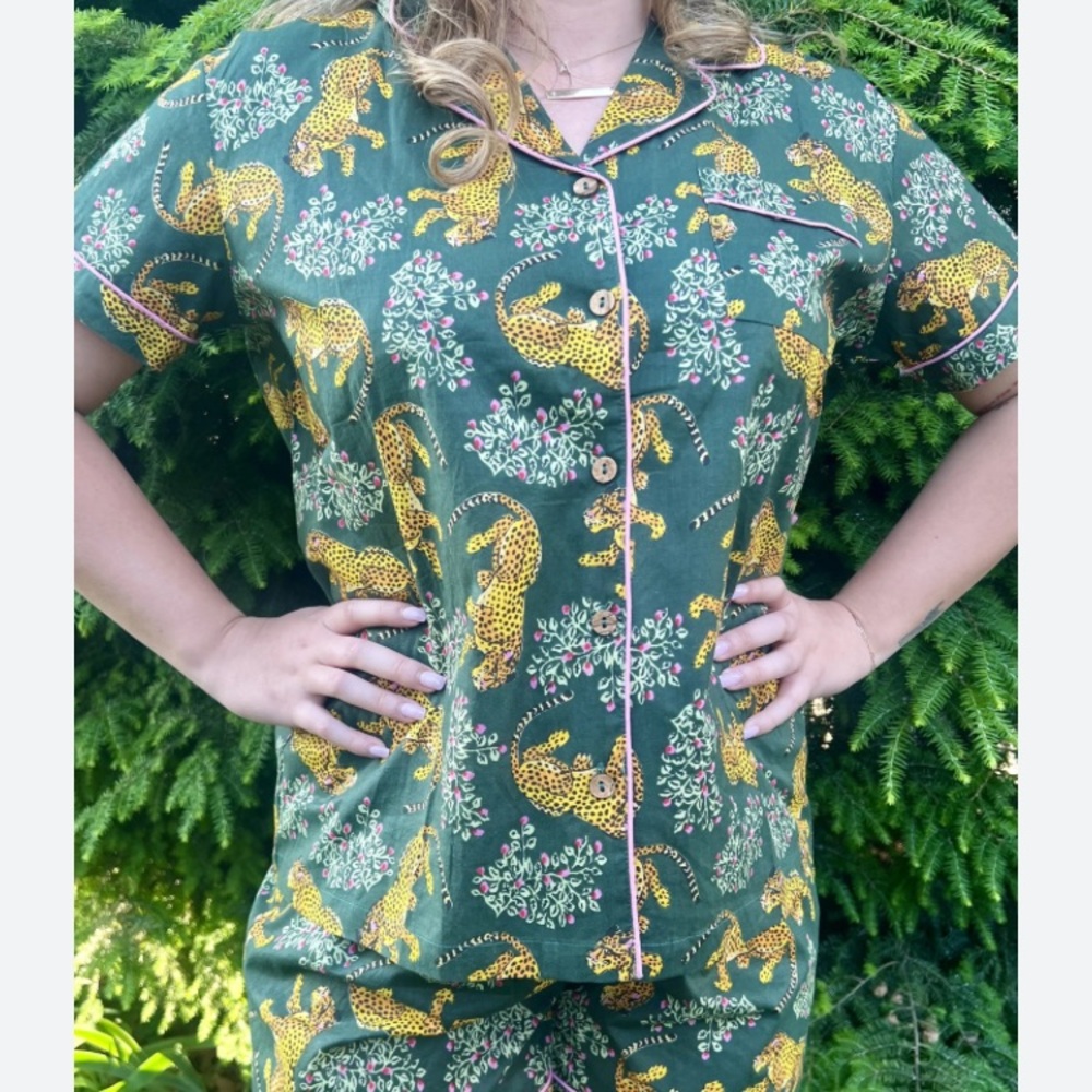 Haute Dreamz Green Tiger Bagherra Pajama Top Size L